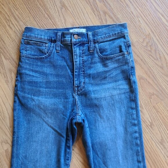 MADEWELL THE SKINNY FLARE JEANS CROPPED HIGH RISE STRETCH RAW HEM MED WASH sz 28 - Picture 3 of 9